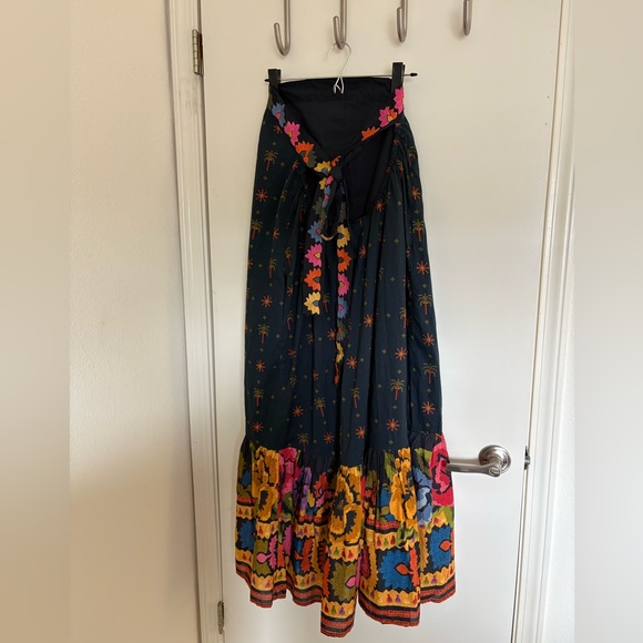 Farm Rio Anthropologie L NWT Embroidered Maxi Dress Black Embroidery  Large - Picture 3 of 8